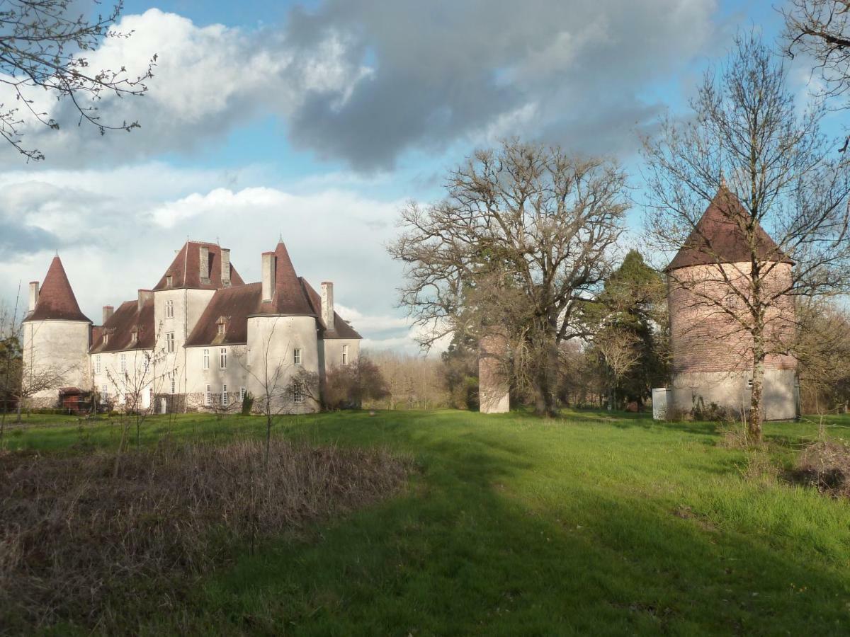 Gite Des Etangs Paulnay Exterior foto